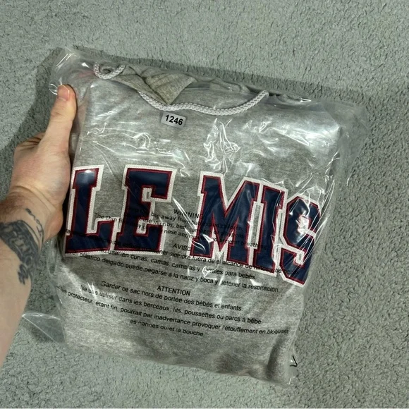 Vintage Y2k Grey Champion Ole Miss Pullover Hoodie Women’s Medium #1246 - Picture 9 of 9